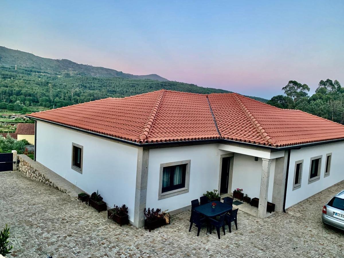 Casa Valfonte - Moradia Com Piscina Villa Gondar E Orbacem Exteriör bild